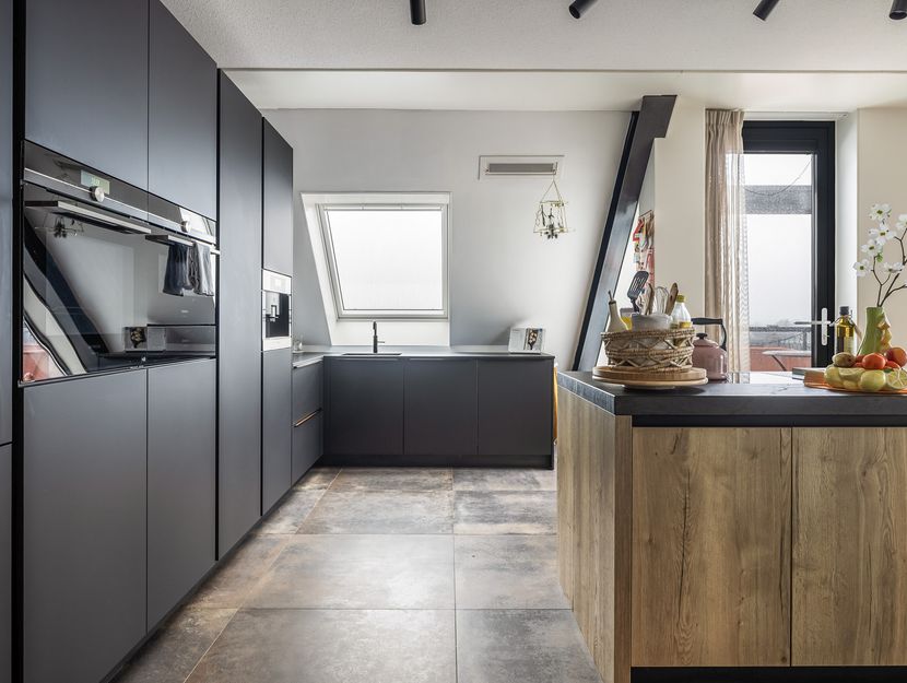 Zeis 42, HENDRIK-IDO-AMBACHT