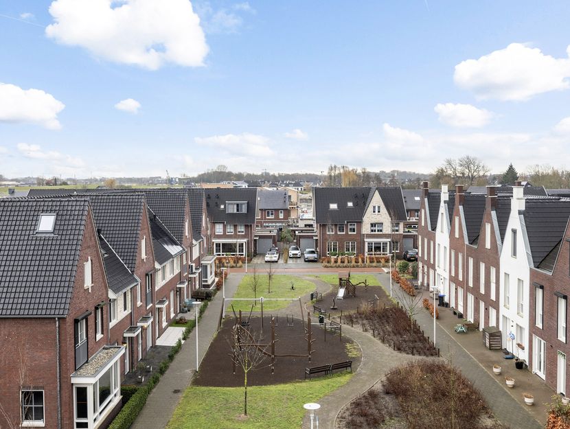 Zeis 42, HENDRIK-IDO-AMBACHT