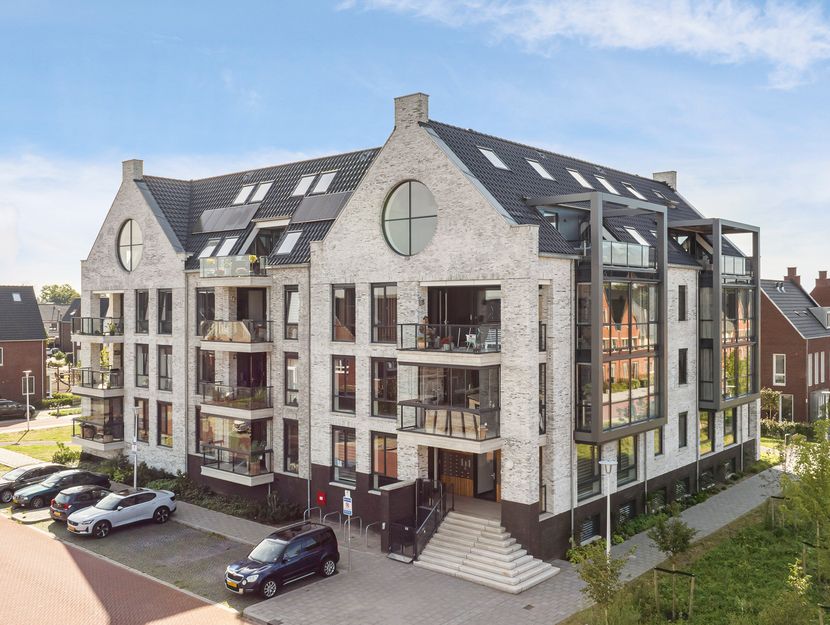 Zeis 42, HENDRIK-IDO-AMBACHT