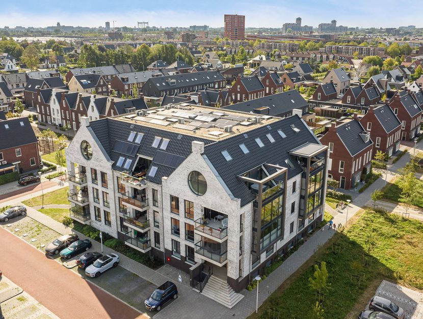 Zeis 42, HENDRIK-IDO-AMBACHT