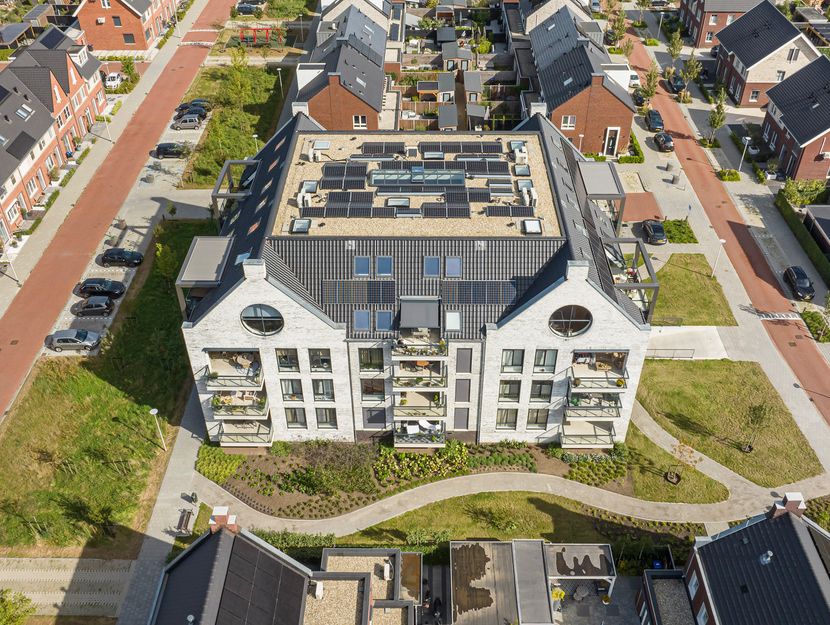 Zeis 42, HENDRIK-IDO-AMBACHT