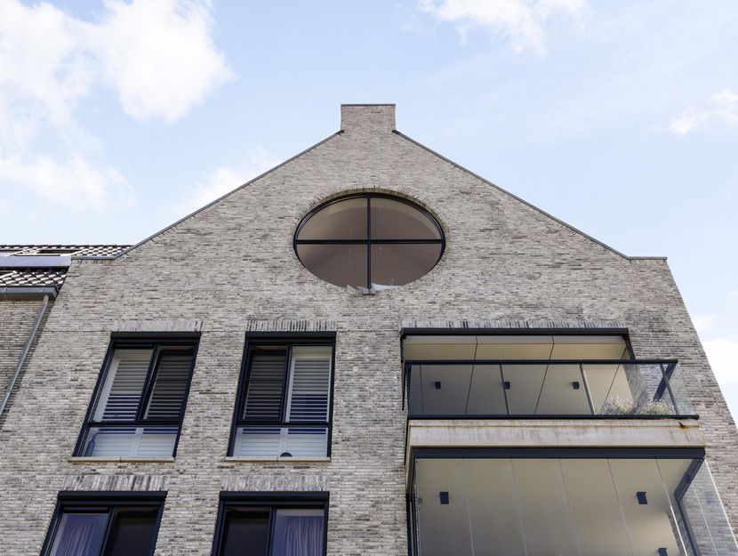 Zeis 42, HENDRIK-IDO-AMBACHT