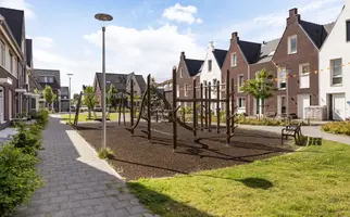 Zeis 42, HENDRIK-IDO-AMBACHT