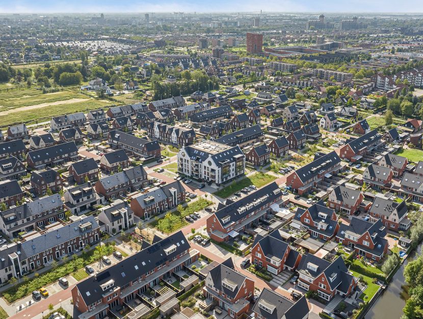 Zeis 42, HENDRIK-IDO-AMBACHT