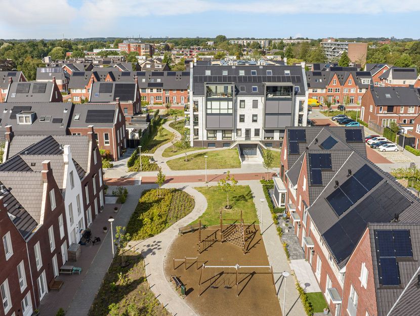 Zeis 42, HENDRIK-IDO-AMBACHT