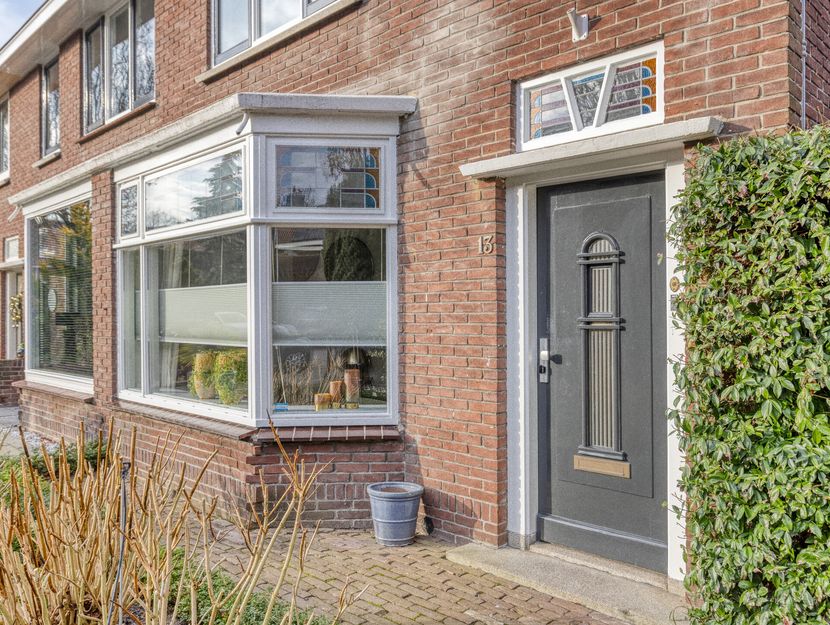 Charlotte de Bourbonstraat 13, ZWIJNDRECHT