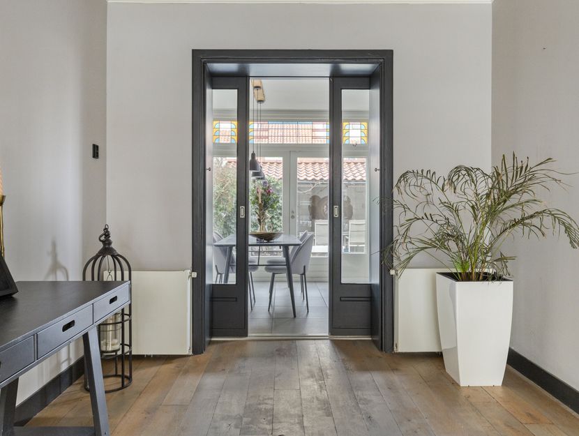 Charlotte de Bourbonstraat 13, ZWIJNDRECHT