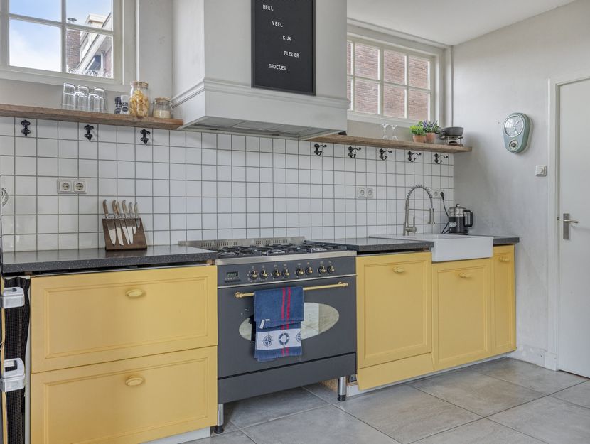 Charlotte de Bourbonstraat 13, ZWIJNDRECHT