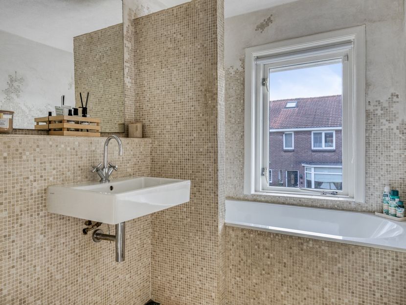 Charlotte de Bourbonstraat 13, ZWIJNDRECHT