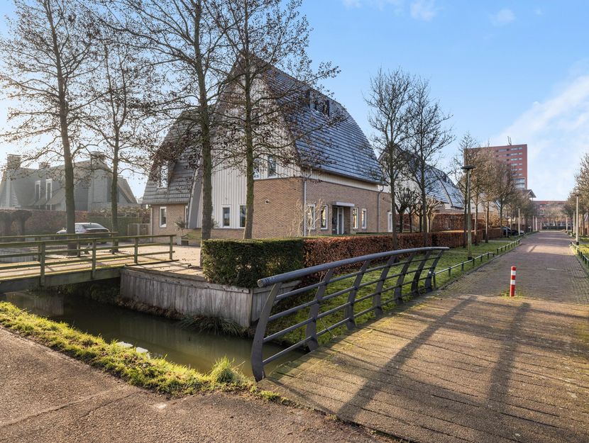 Perenlaantje 10, HENDRIK-IDO-AMBACHT