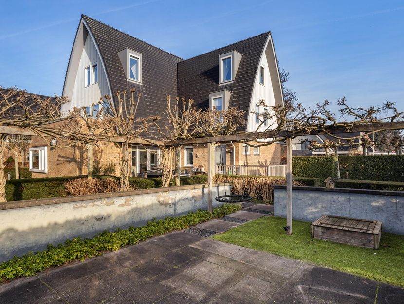 Perenlaantje 10, HENDRIK-IDO-AMBACHT