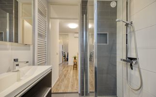 Adriaan Pieterslaan 8, HENDRIK-IDO-AMBACHT