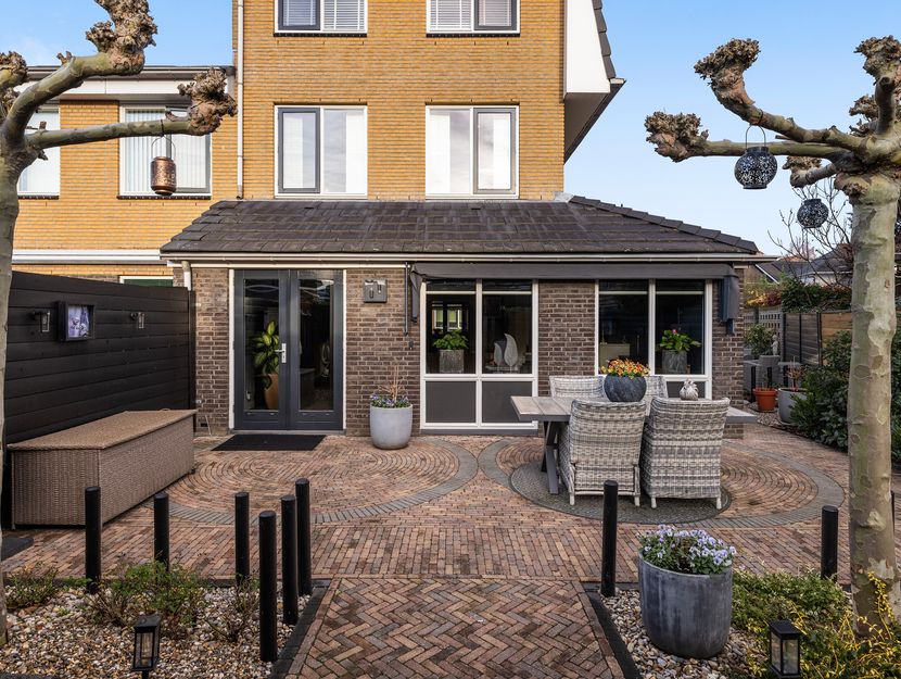 Dadelgaarde 57, HENDRIK-IDO-AMBACHT