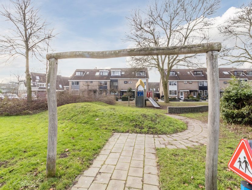 Idenburgplein 12, ZWIJNDRECHT