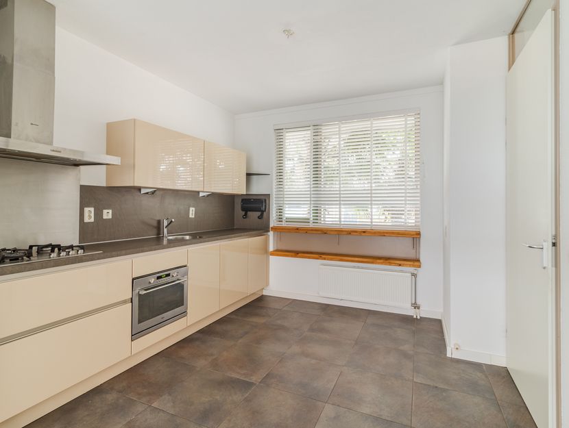 Kreek 13, HENDRIK-IDO-AMBACHT