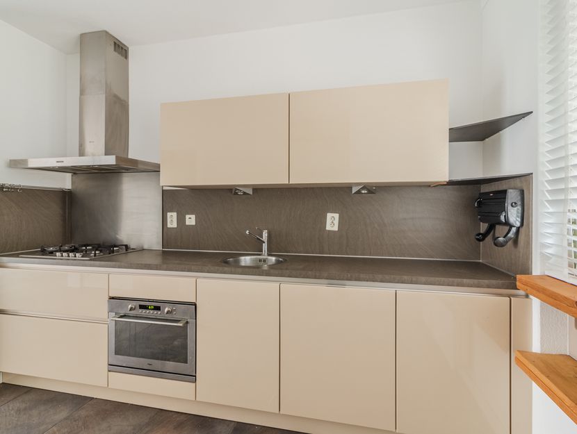 Kreek 13, HENDRIK-IDO-AMBACHT