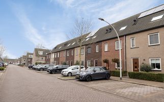 Steur 98, HENDRIK-IDO-AMBACHT