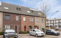 Steur 98, HENDRIK-IDO-AMBACHT