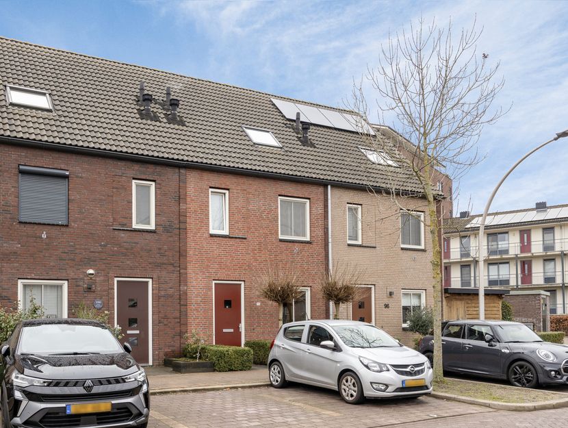 Steur 98, HENDRIK-IDO-AMBACHT