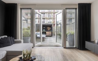 Steur 98, HENDRIK-IDO-AMBACHT