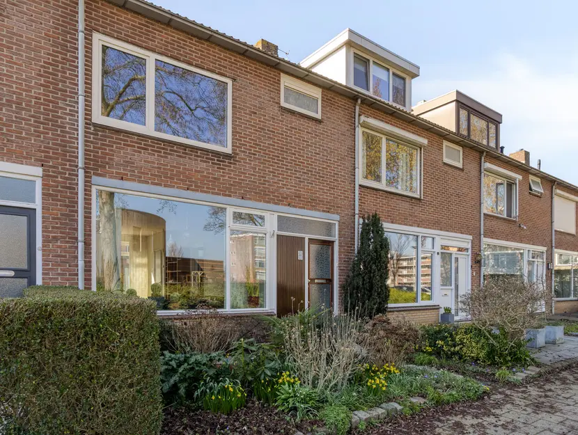 Bilderdijkstraat 8, PAPENDRECHT