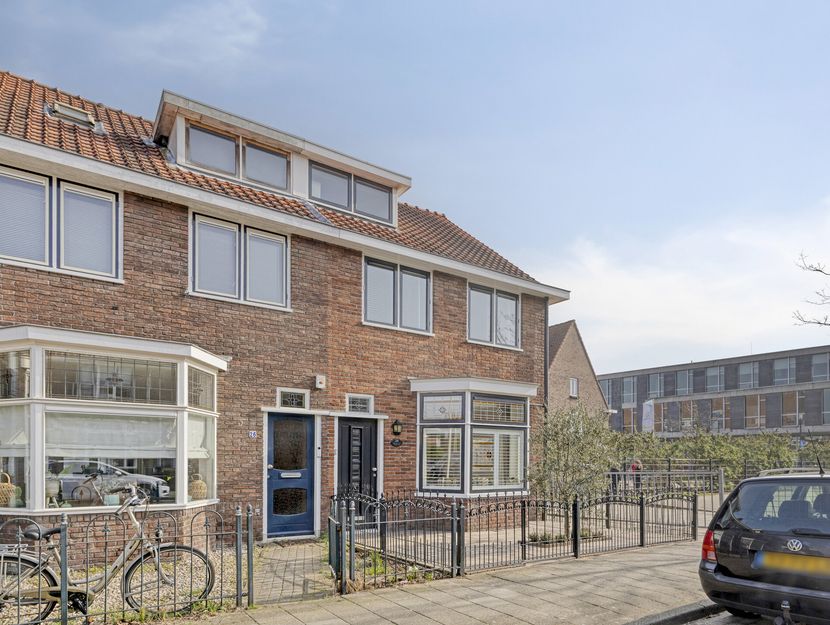 Juliana van Stolbergstraat 28, ZWIJNDRECHT