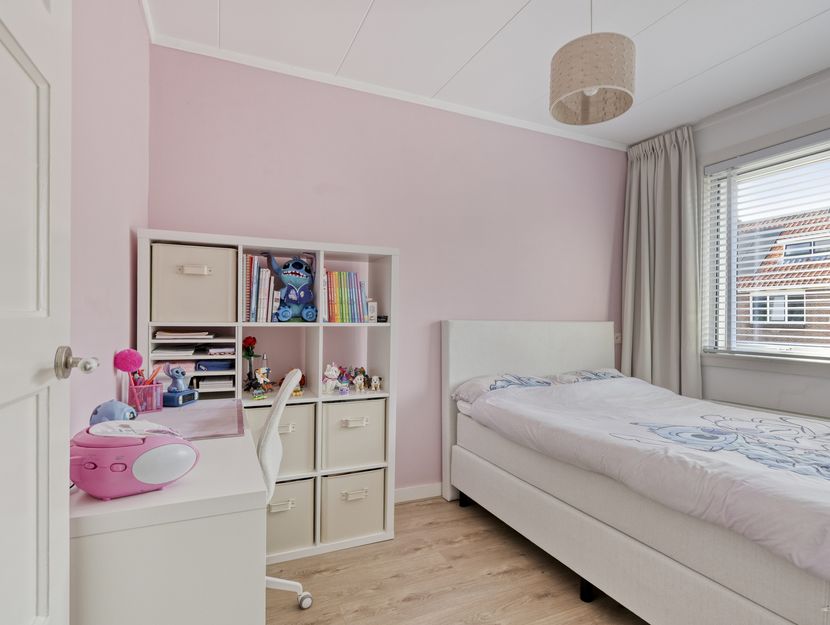 Juliana van Stolbergstraat 28, ZWIJNDRECHT