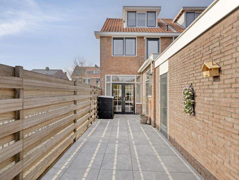 Juliana van Stolbergstraat 28, ZWIJNDRECHT