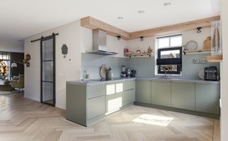 Wagenmaker 9, HENDRIK-IDO-AMBACHT