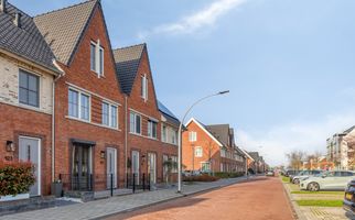 Hark 121, HENDRIK-IDO-AMBACHT