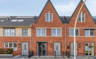 Hark 121, HENDRIK-IDO-AMBACHT