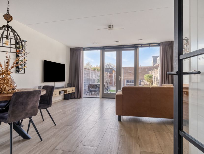 Hark 121, HENDRIK-IDO-AMBACHT