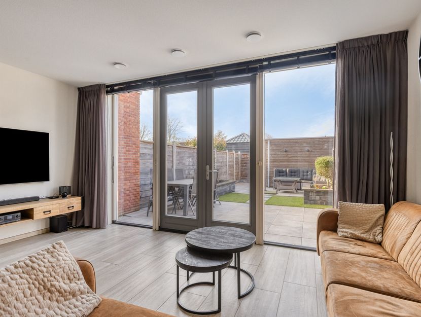 Hark 121, HENDRIK-IDO-AMBACHT