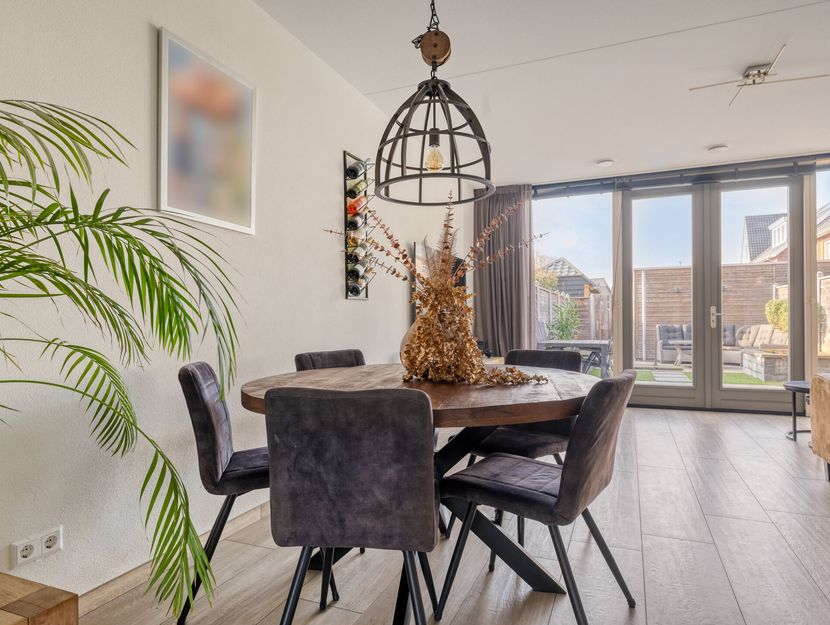 Hark 121, HENDRIK-IDO-AMBACHT