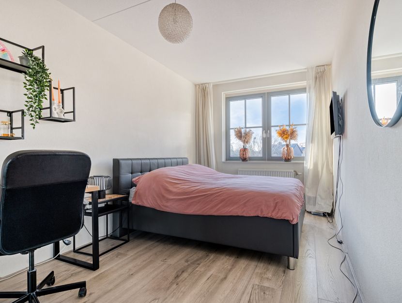 Hark 121, HENDRIK-IDO-AMBACHT