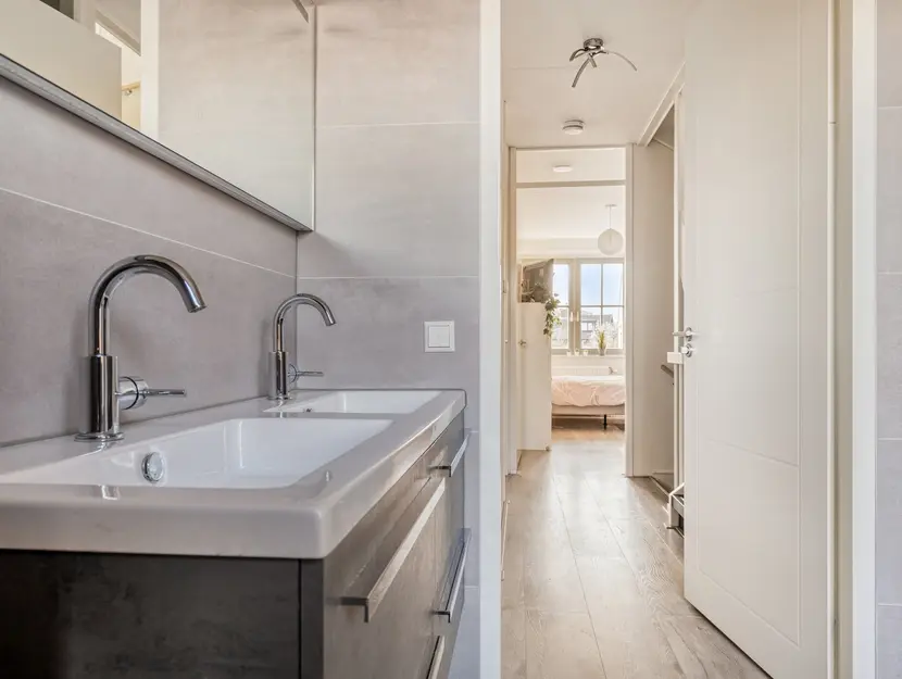 Hark 121, HENDRIK-IDO-AMBACHT
