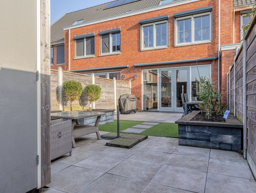 Hark 121, HENDRIK-IDO-AMBACHT