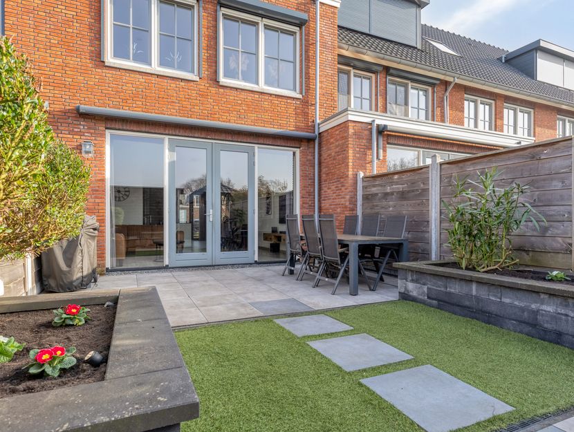 Hark 121, HENDRIK-IDO-AMBACHT