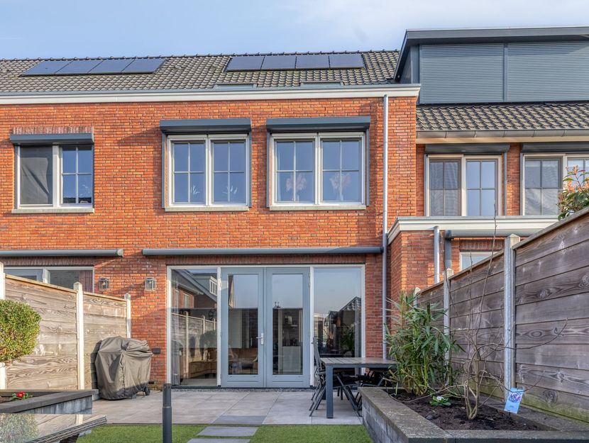 Hark 121, HENDRIK-IDO-AMBACHT