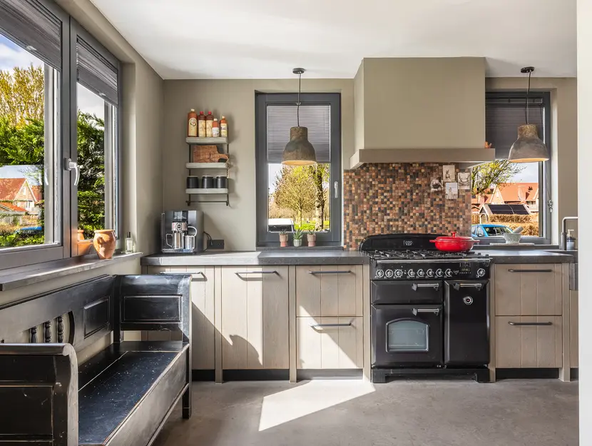 Schultz van Haegenstraat 28, HENDRIK-IDO-AMBACHT