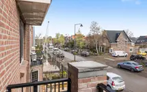 Burgemeester de Bruïnelaan 17, ZWIJNDRECHT