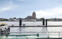 Burgemeester de Bruïnelaan 17, ZWIJNDRECHT