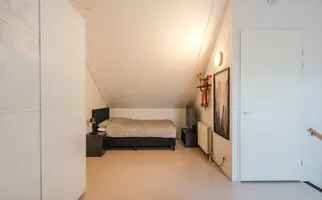 Snoek 27, HENDRIK-IDO-AMBACHT