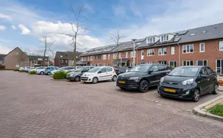 Snoek 27, HENDRIK-IDO-AMBACHT
