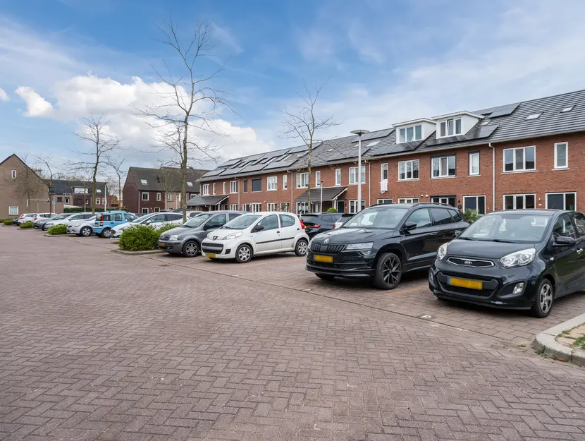 Snoek 27, HENDRIK-IDO-AMBACHT