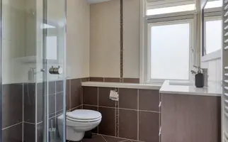 Halfweg 10, HENDRIK-IDO-AMBACHT