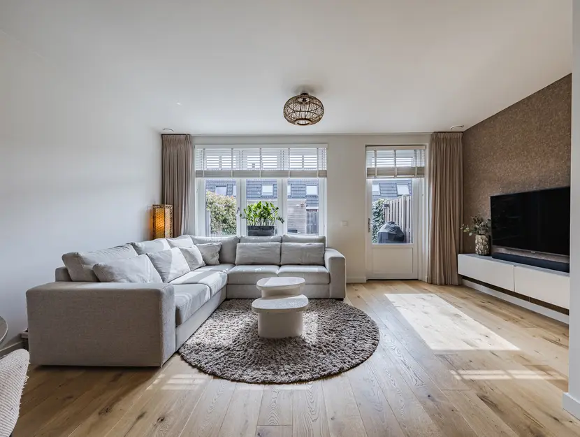 Elzengaarde 21, HENDRIK-IDO-AMBACHT