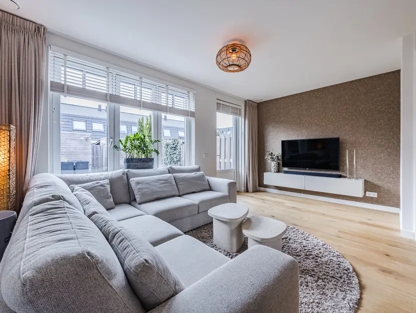 Elzengaarde 21, HENDRIK-IDO-AMBACHT