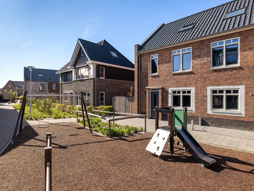 Dorpsomroeper 12, HENDRIK-IDO-AMBACHT