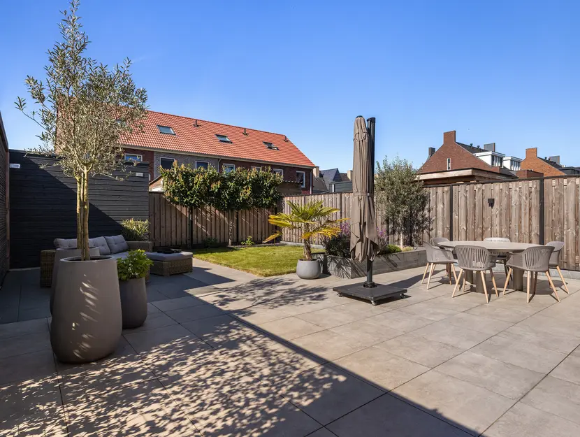 Dorpsomroeper 12, HENDRIK-IDO-AMBACHT